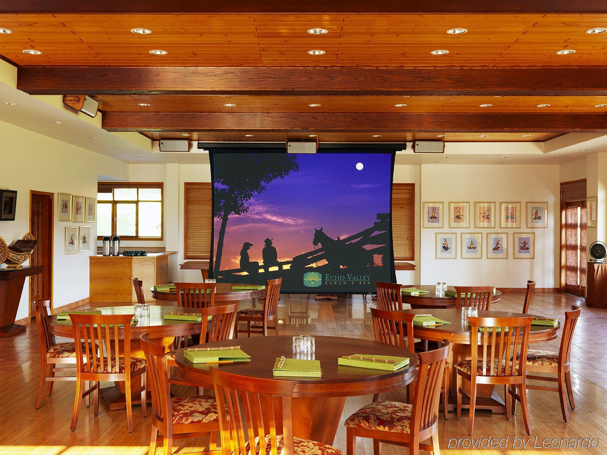 Echo Valley Ranch And Spa Clinton Restaurant bilde